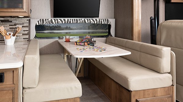 2 dinette33 HB Santorini Capwood Fortis MY26258 table