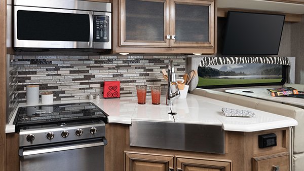 4 galley33 HB Santorini Capwood Fortis MY26299 closed