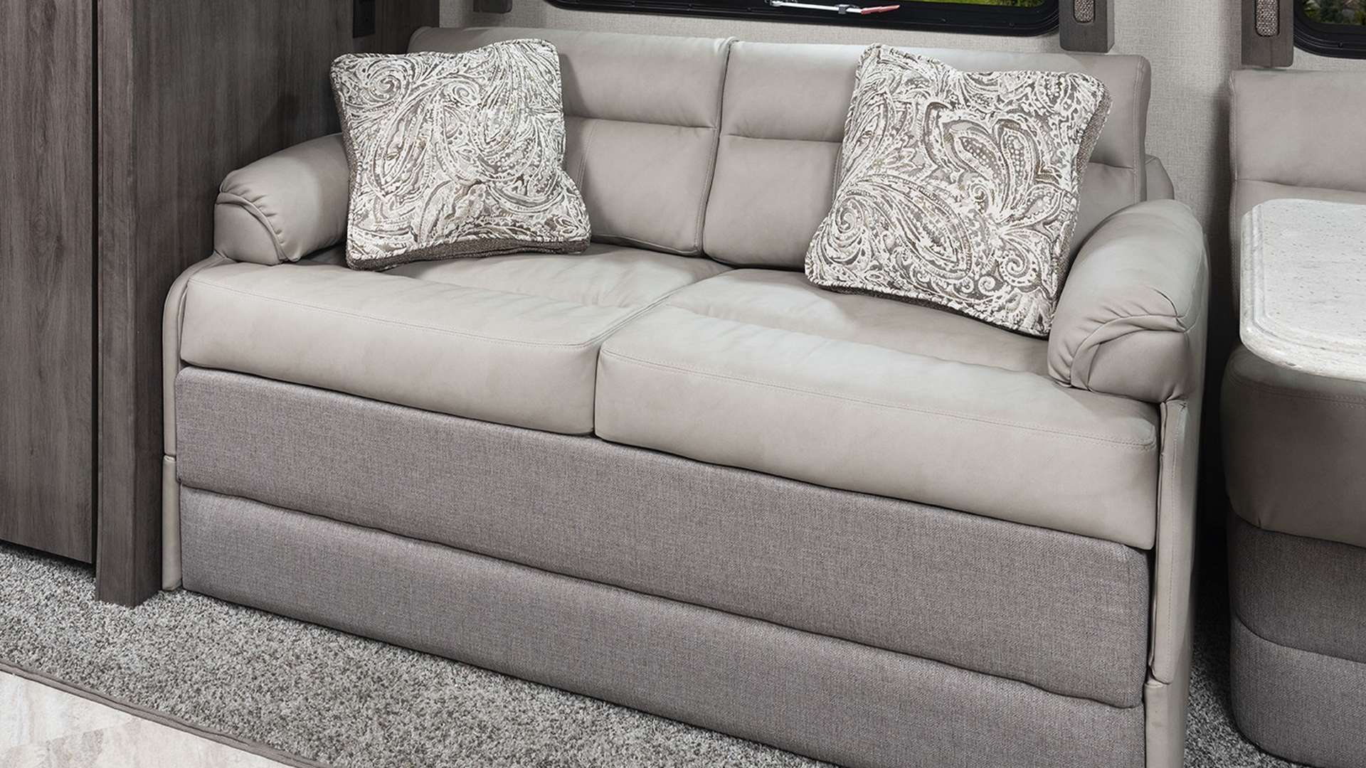 4 PA LXE 38 N SOFA Granite Cliff 7849