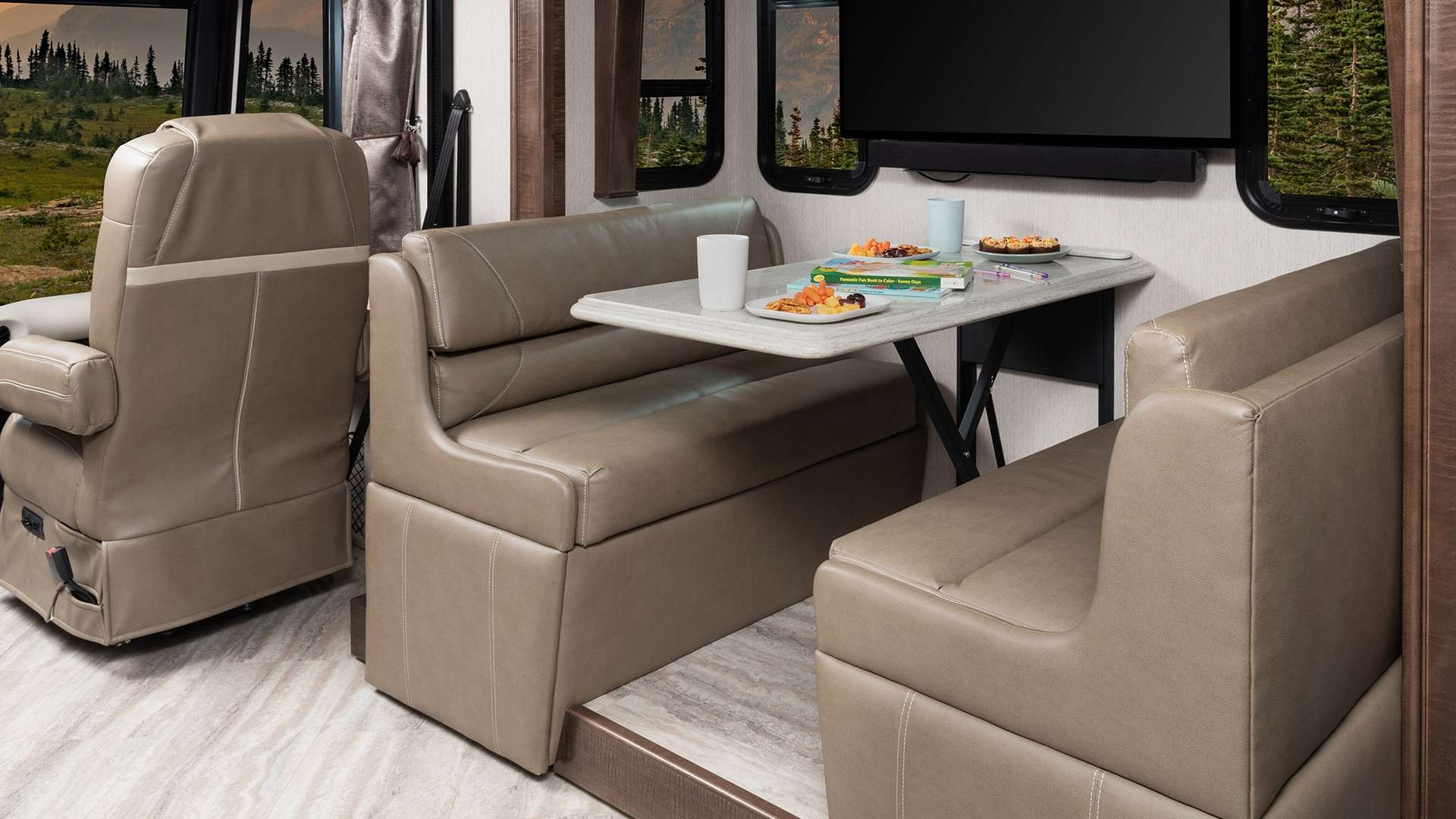 4 dinette PA35 RB Mystic oxford5094