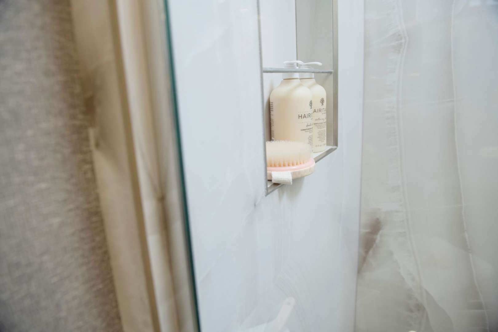 Eagle45 K spalike shower2160