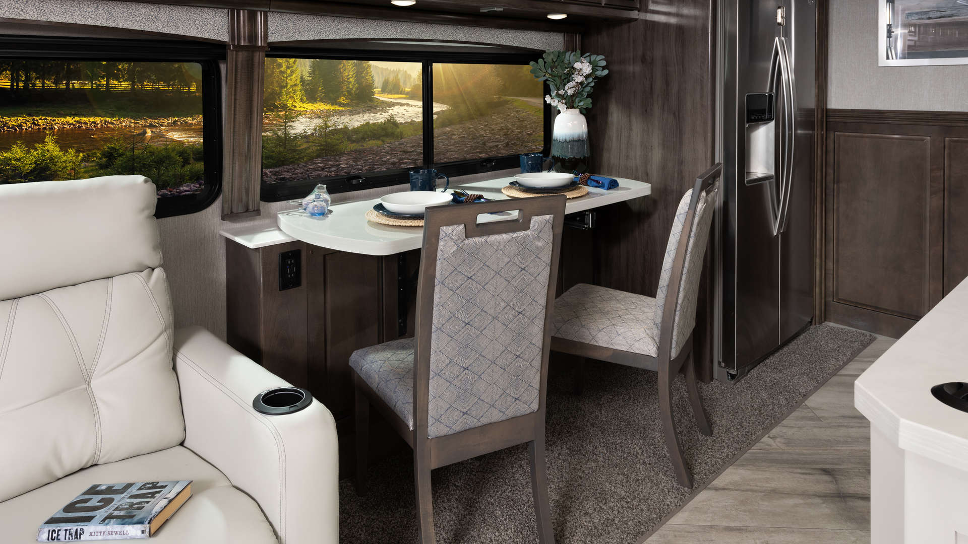 Discovery 36Q Enclave Decor with Greystone Cabinetry