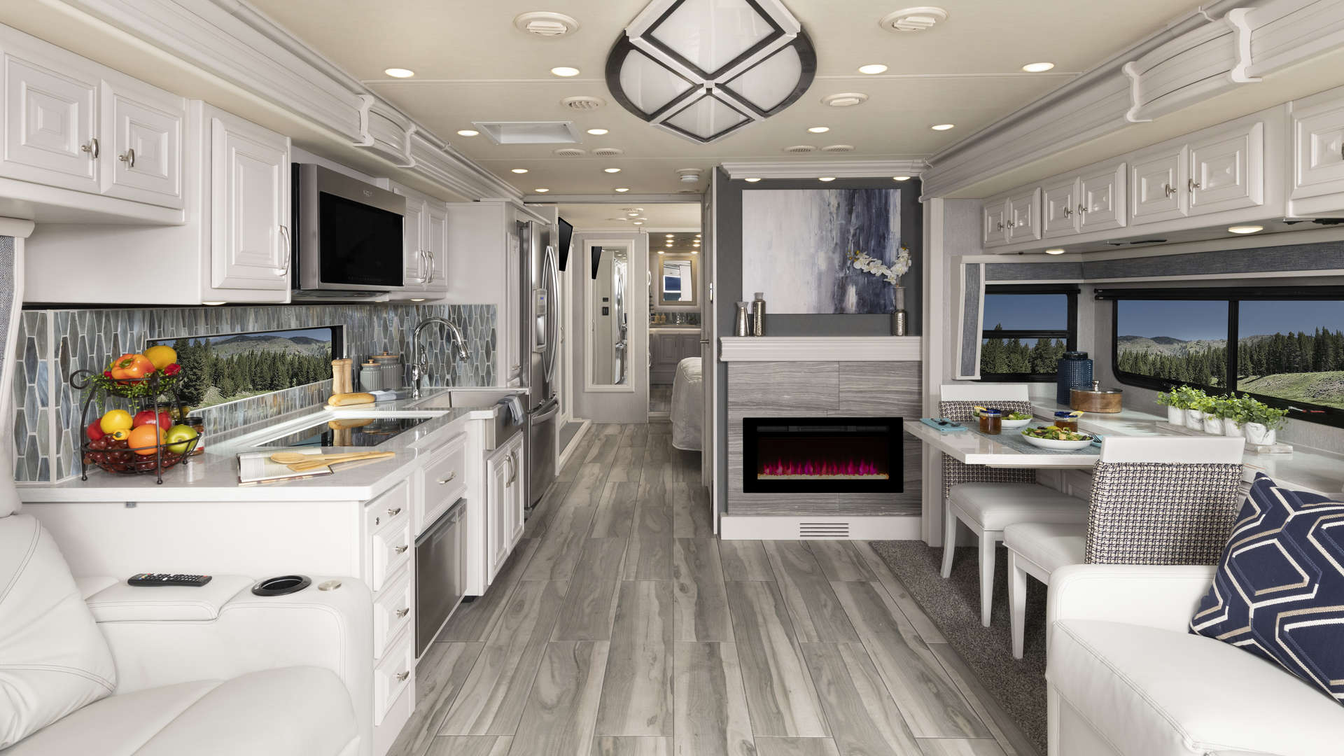 Armada44 LE Waterford Decor with Fossil Cabinetry